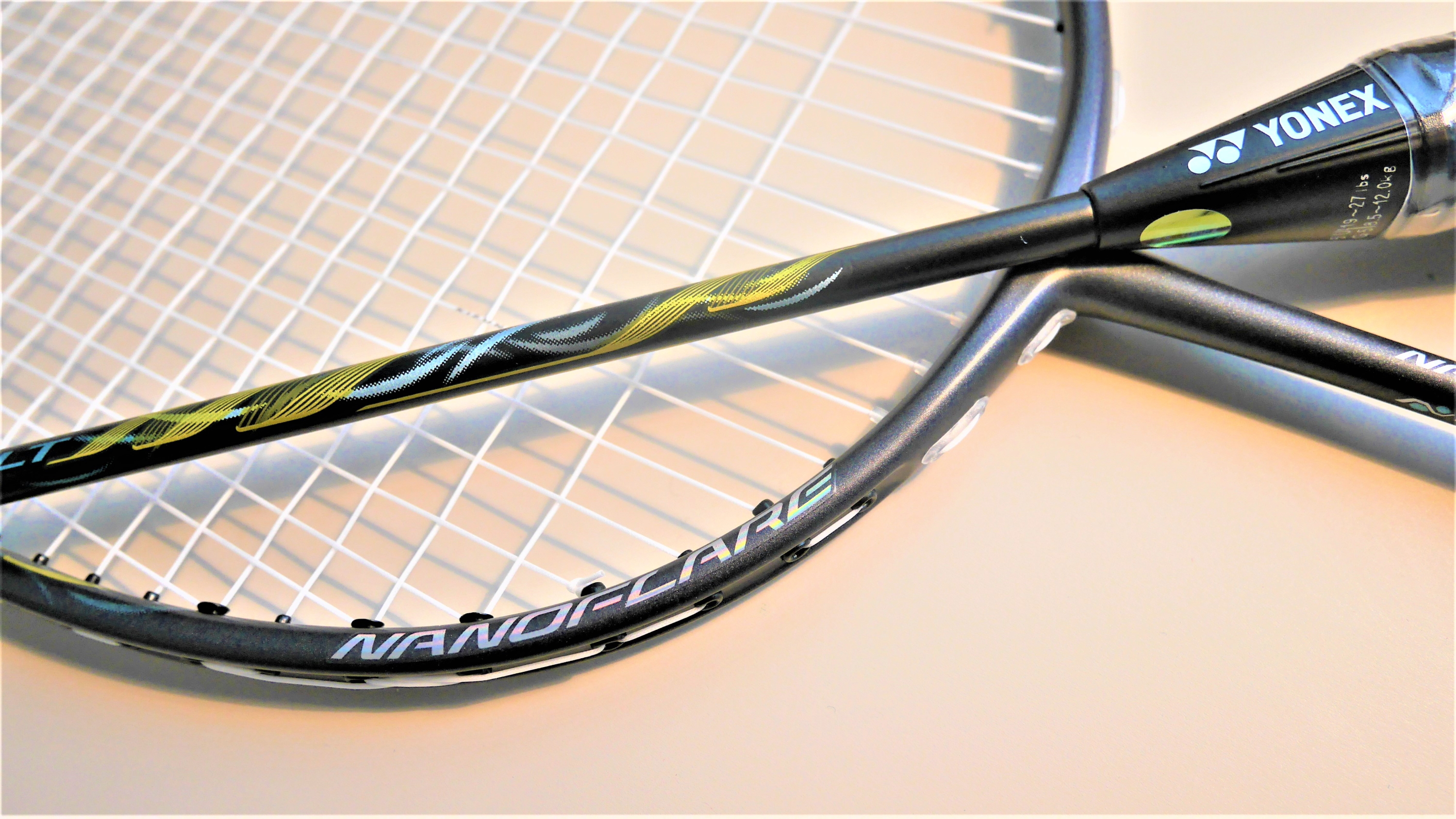 YONEX NANOFLARE 800 LT